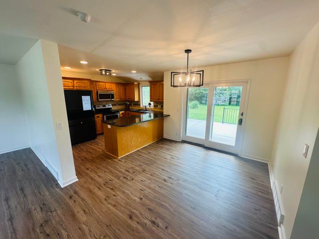 329 MOUNT VERNON Street, Council Bluffs, IA 51503