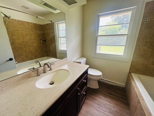329 MOUNT VERNON Street, Council Bluffs, IA 51503