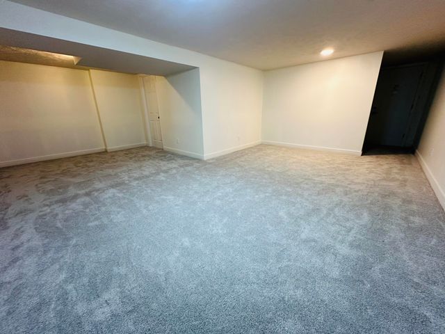 329 MOUNT VERNON Street, Council Bluffs, IA 51503