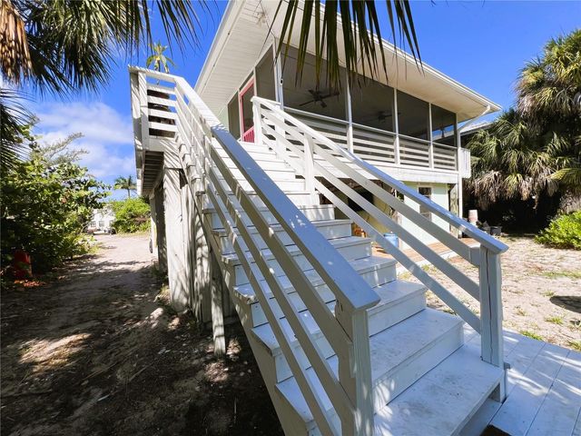 8662 GRAND AVENUE, Placida, FL 33946