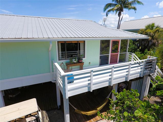 8662 GRAND AVENUE, Placida, FL 33946