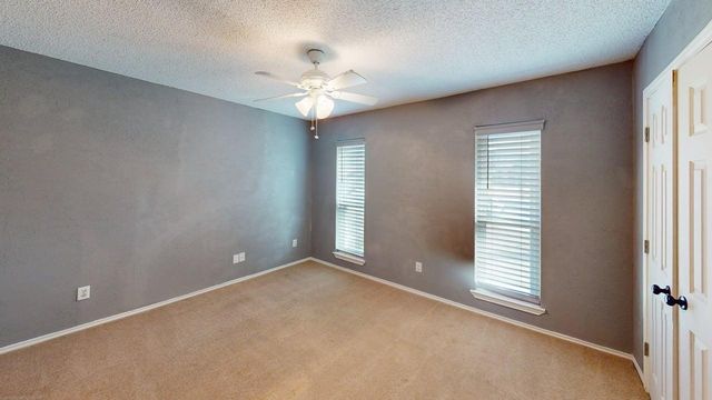 1000 Oxfordshire Drive, Carrollton, TX 75007