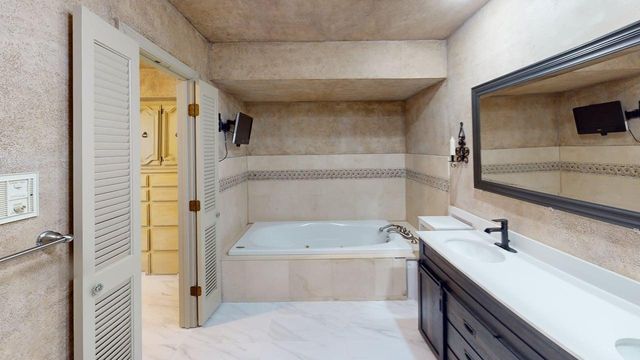 1000 Oxfordshire Drive, Carrollton, TX 75007