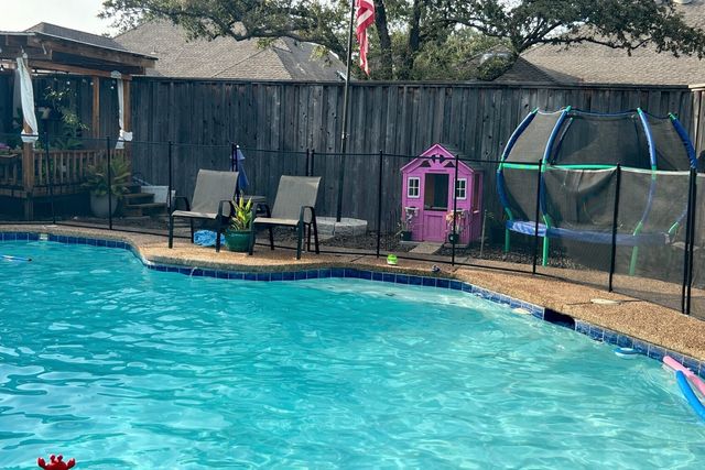 1000 Oxfordshire Drive, Carrollton, TX 75007