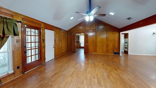 1000 Oxfordshire Drive, Carrollton, TX 75007