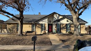 1000 Oxfordshire Drive, Carrollton, TX 75007
