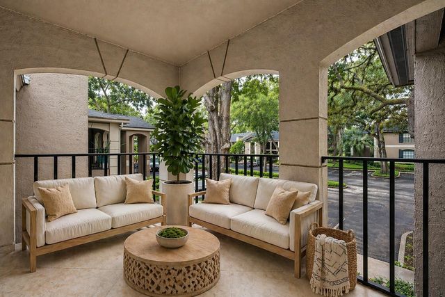 1055 KENSINGTON PARK DRIVE 205, Altamonte Springs, FL 32714