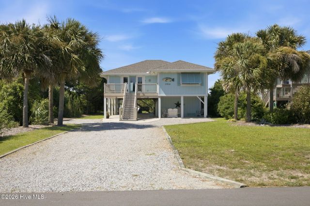 2016 W Pelican Drive, Oak Island, NC 28465