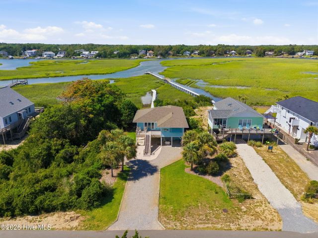 2016 W Pelican Drive, Oak Island, NC 28465