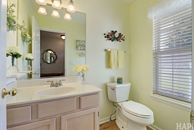 17158 W Cunningham Court, Libertyville, IL 60048