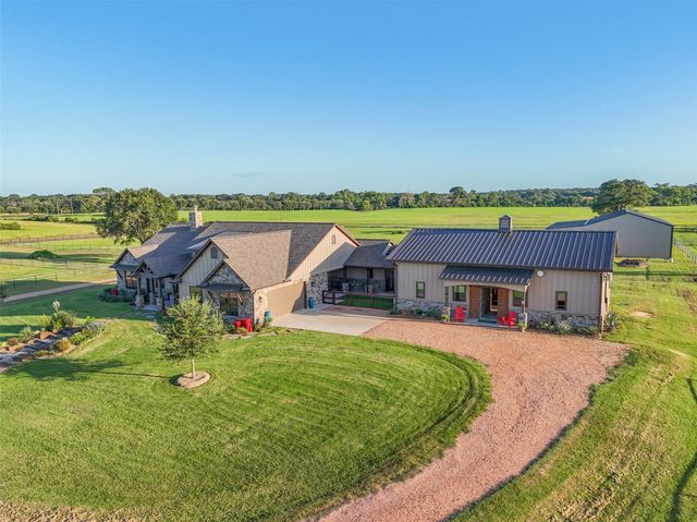 30163 High Spirit Ranch Road, Hempstead, TX 77445