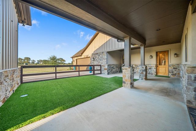 30163 High Spirit Ranch Road, Hempstead, TX 77445