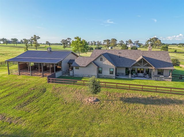 30163 High Spirit Ranch Road, Hempstead, TX 77445