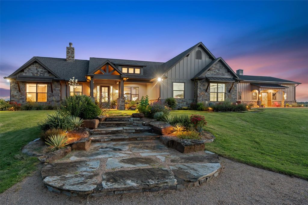 30163 High Spirit Ranch Road, Hempstead, TX 77445
