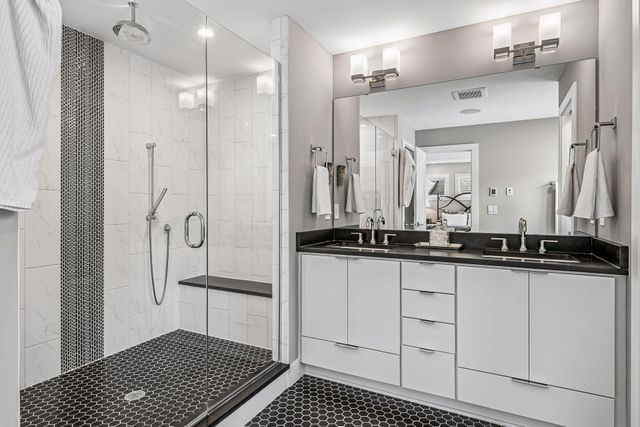 5137 Washburn Avenue S, Minneapolis, MN 55410