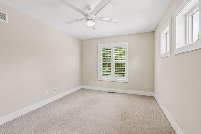 5137 Washburn Avenue S, Minneapolis, MN 55410