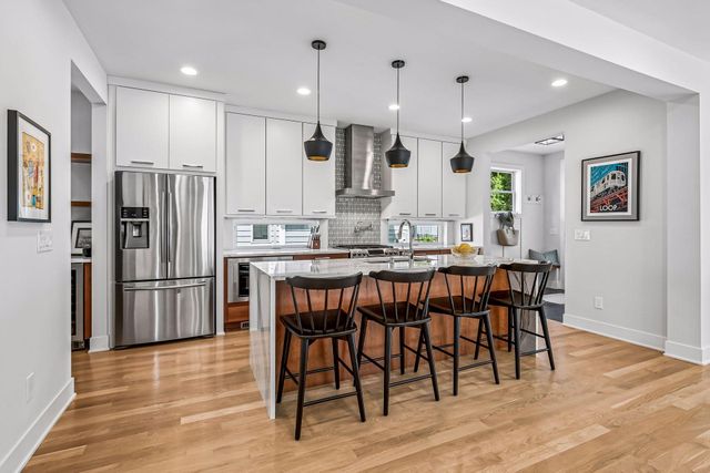 5137 Washburn Avenue S, Minneapolis, MN 55410