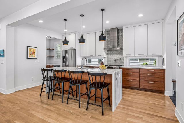 5137 Washburn Avenue S, Minneapolis, MN 55410