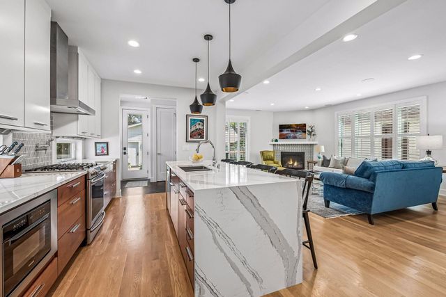 5137 Washburn Avenue S, Minneapolis, MN 55410