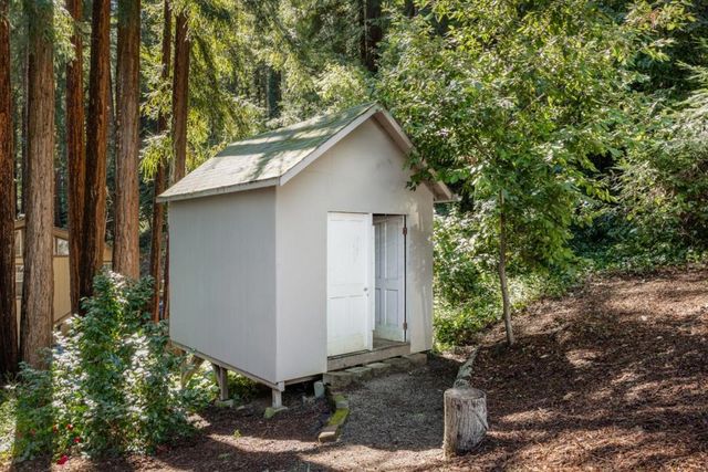 964 Scenic Way, Ben Lomond, CA 95005