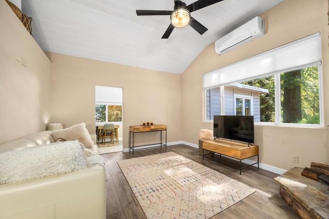 964 Scenic Way, Ben Lomond, CA 95005