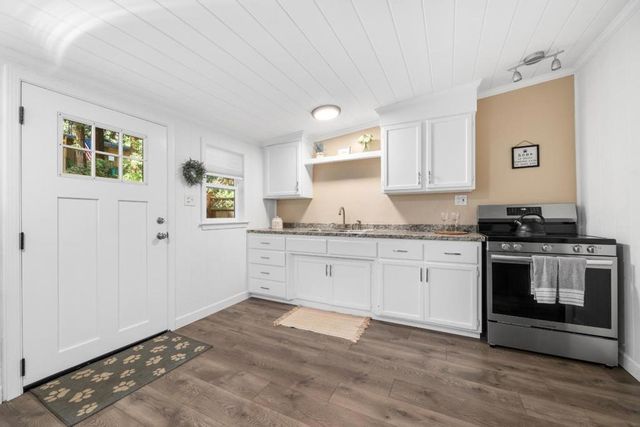 964 Scenic Way, Ben Lomond, CA 95005