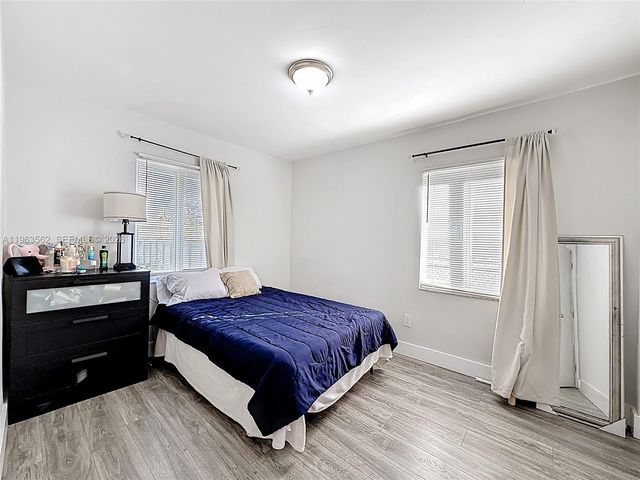 1751 NW 76th St, Miami, FL 33147