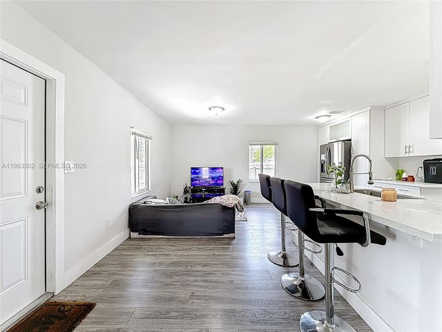 1751 NW 76th St, Miami, FL 33147