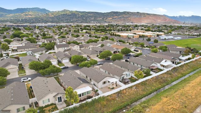 745 N SKIPTON DR, North Salt Lake, UT 84054