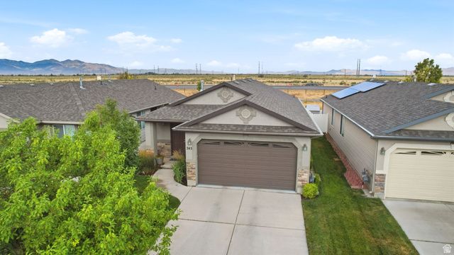 745 N SKIPTON DR, North Salt Lake, UT 84054