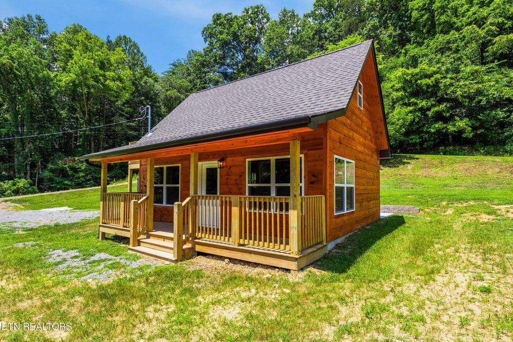 830 hembree hollow Rd, Townsend, TN 37882