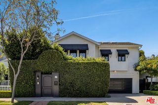 11362 Chenault Street, Los Angeles, CA 90049
