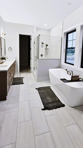 3277 Briarwood Lane, Lewis Center, OH 43035