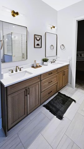 3277 Briarwood Lane, Lewis Center, OH 43035