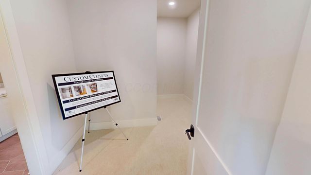 3277 Briarwood Lane, Lewis Center, OH 43035
