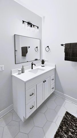 3277 Briarwood Lane, Lewis Center, OH 43035