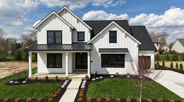 3277 Briarwood Lane, Lewis Center, OH 43035