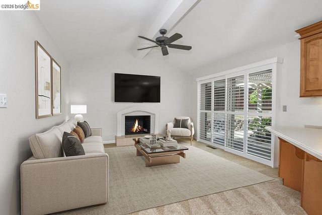 2212 Montevideo Drive, Pittsburg, CA 94565