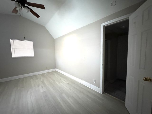 16066 North Loop Drive, Plantersville, TX 77363