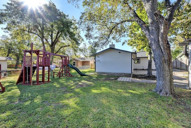 1520 Weyford DR, Austin, TX 78757