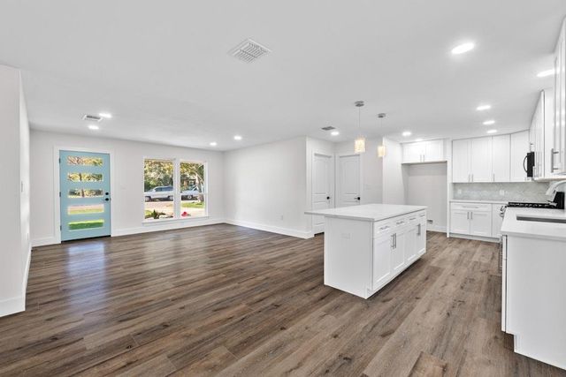 1520 Weyford DR, Austin, TX 78757