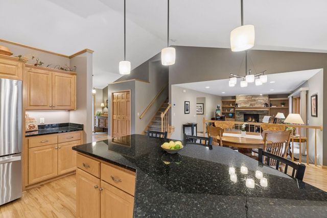 612 Park View Court, Hudson, WI 54016