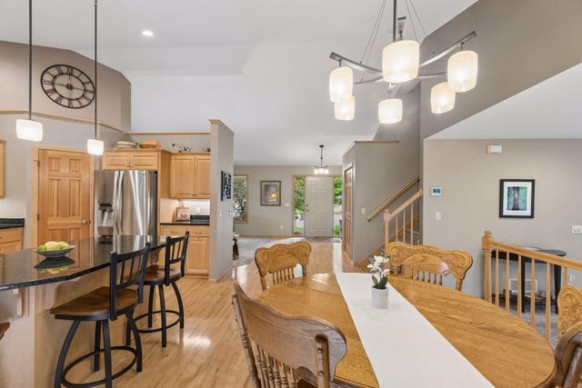 612 Park View Court, Hudson, WI 54016