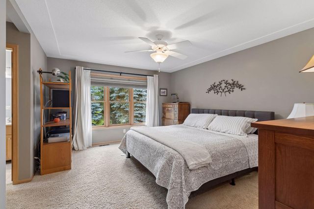 612 Park View Court, Hudson, WI 54016