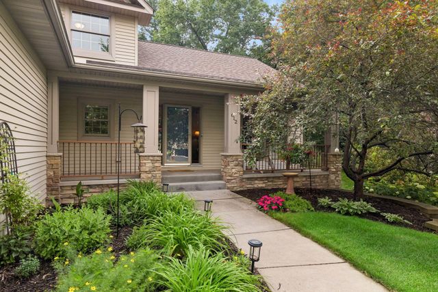 612 Park View Court, Hudson, WI 54016
