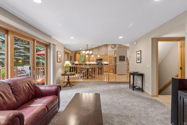 612 Park View Court, Hudson, WI 54016