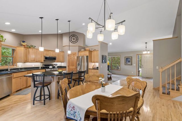 612 Park View Court, Hudson, WI 54016