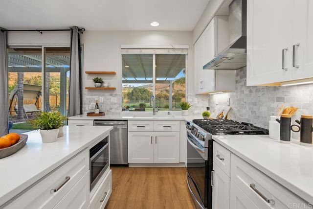 3071 Sprucewood Ln, Escondido, CA 92027