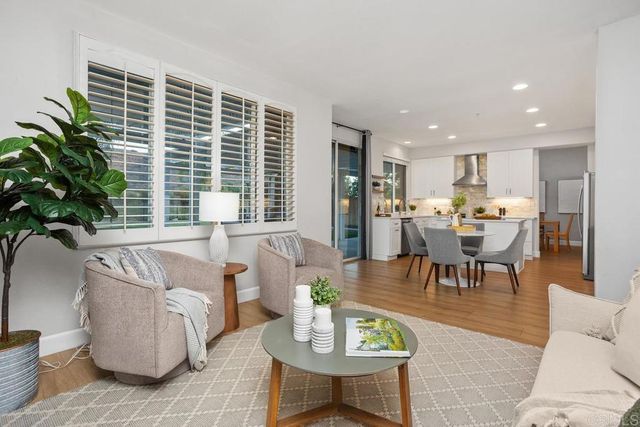 3071 Sprucewood Ln, Escondido, CA 92027