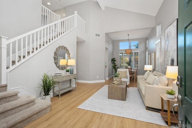 3071 Sprucewood Ln, Escondido, CA 92027